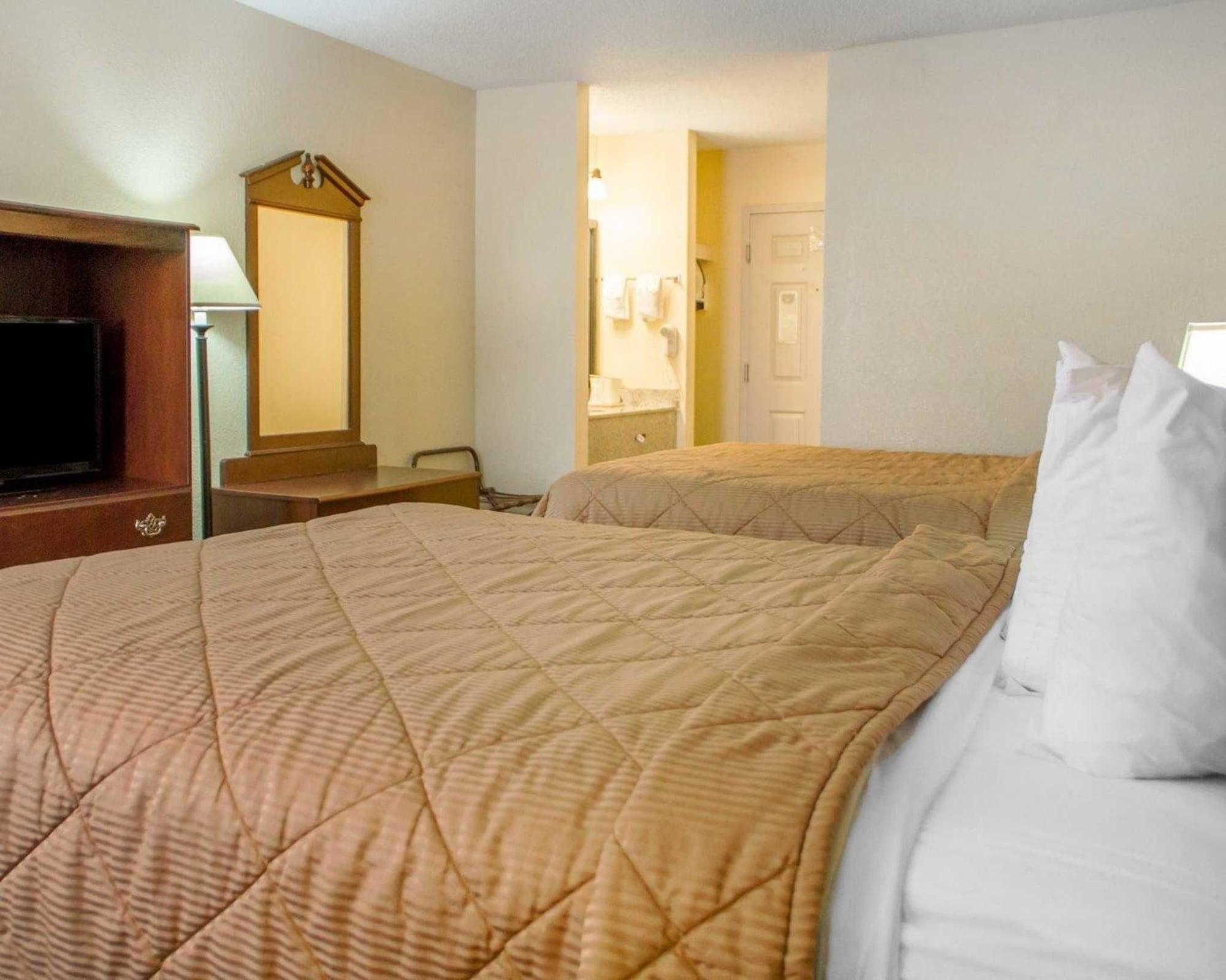 Quality Inn Broken Arrow - Tulsa Exterior photo