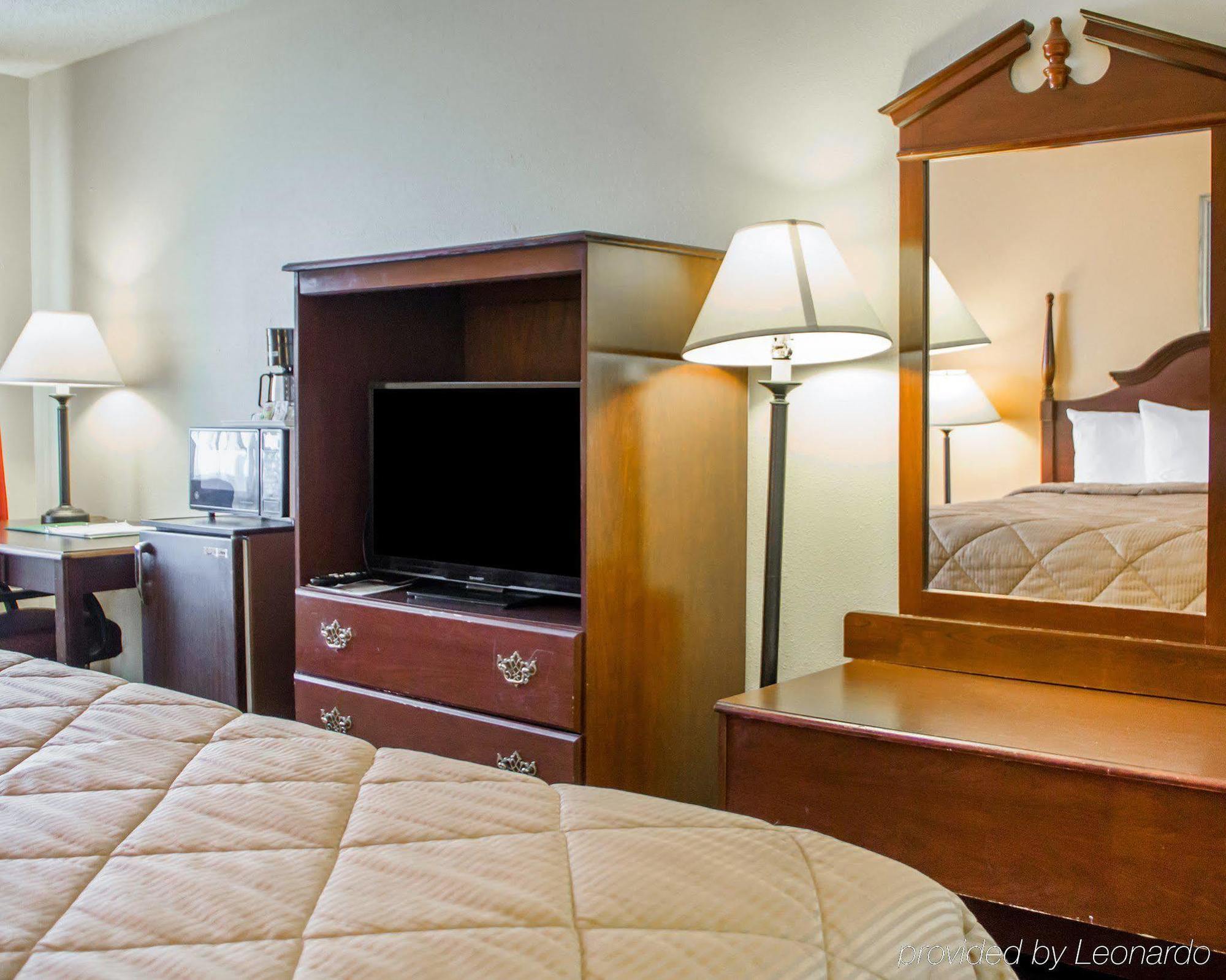 Quality Inn Broken Arrow - Tulsa Exterior photo